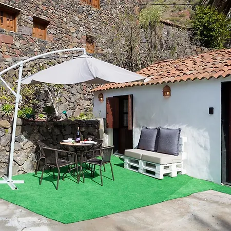 Masca With Garden *